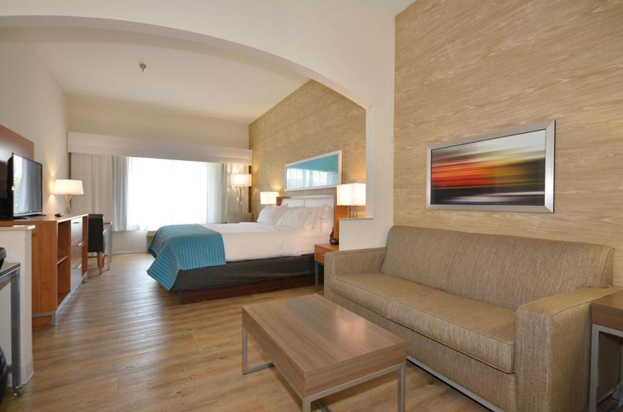 Holiday Inn Express Hotel & Suites Farmington, An Ihg Hotel Exteriör bild