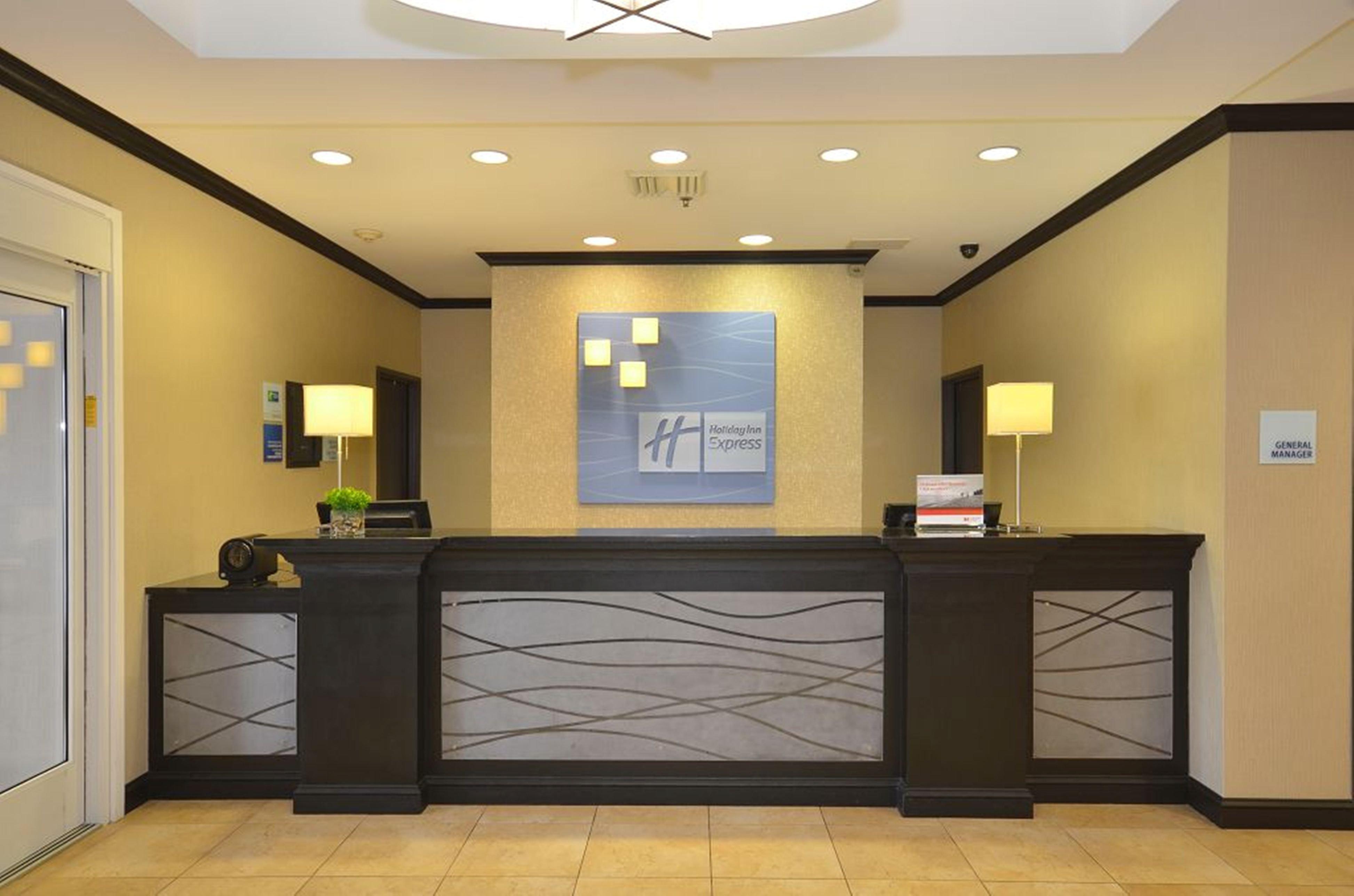 Holiday Inn Express Hotel & Suites Farmington, An Ihg Hotel Exteriör bild