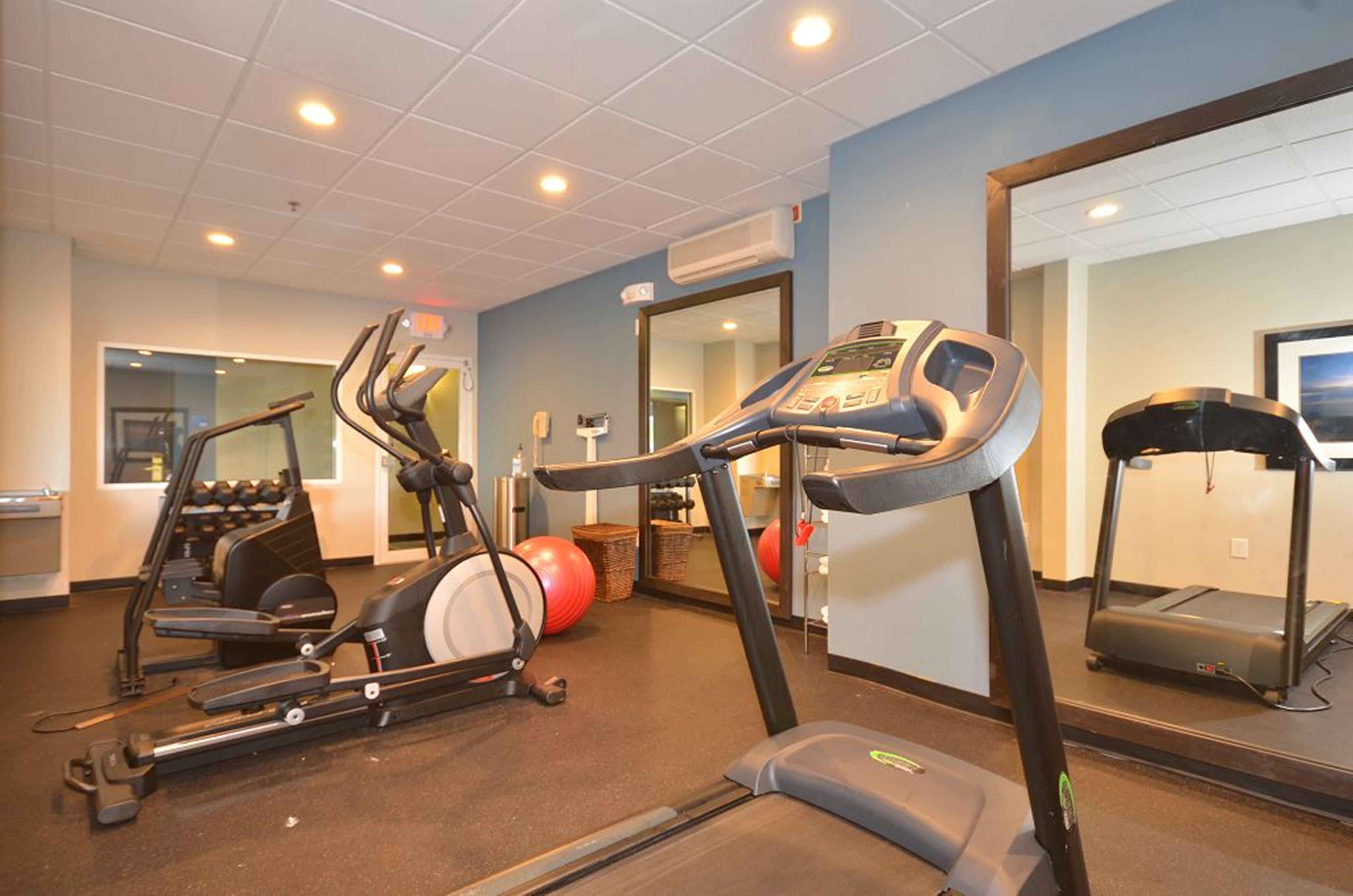 Holiday Inn Express Hotel & Suites Farmington, An Ihg Hotel Exteriör bild