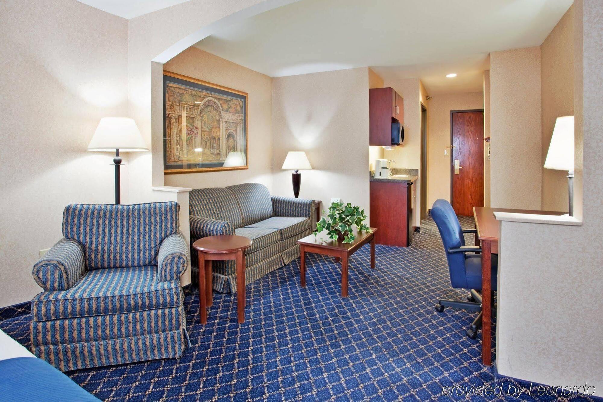 Holiday Inn Express Hotel & Suites Farmington, An Ihg Hotel Exteriör bild